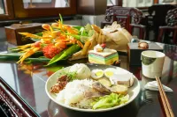 MENG HAI YE ZHEN JIU DIAN