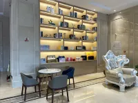 Vienna Hotel (Taihe High Speed Railway Station) - parking