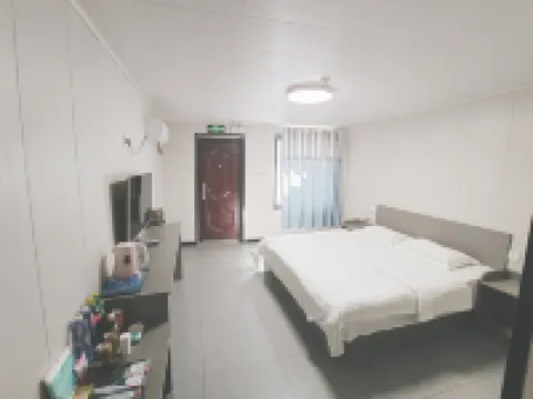 Grand Canyon Underground Farmhouse