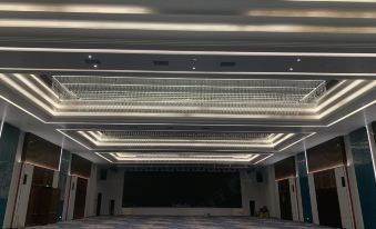 Ramada Plaza By Wyndham Hotel