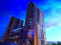 Real Point Suites at Times Square - Beach