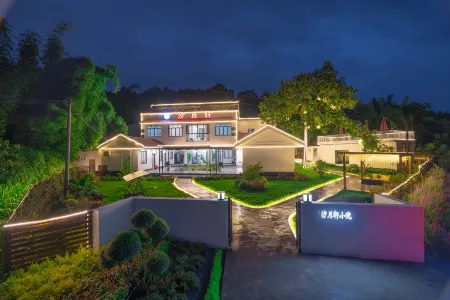 Sapporo Hotel (Jianyang Tianfu Airport Branch) Отели рядом с достопримечательностью «Sancha Lake Scenic Area»