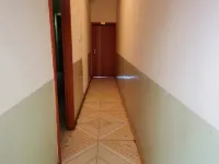 Sunshine Hotel