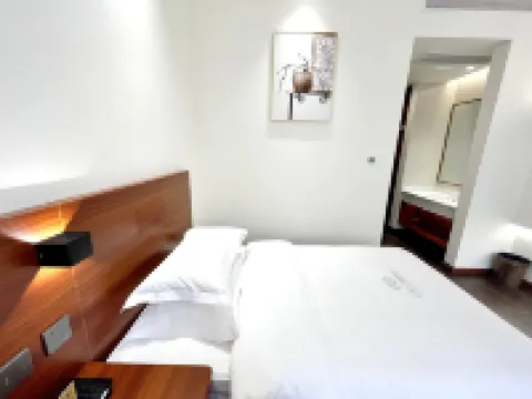 Yunzhongyun Hot Spring Hotel (Mile Branch)