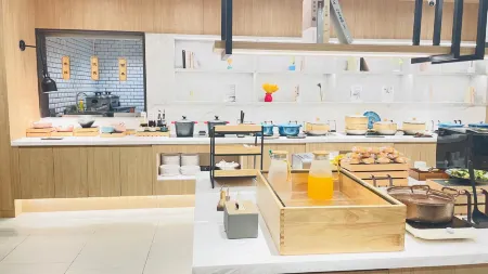 Sanzhixiong Отели рядом с достопримечательностью «Yuantuojiao Scenic Resort»