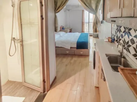 YuanMeng Apartment Отели рядом с достопримечательностью «Chongqing Traffic Vocational Institute»