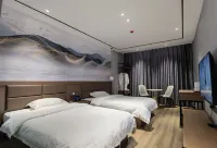 Fengyang Sijixiang Business Hotel