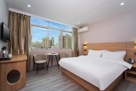 Anzhe Hotel (Medical College Strait Sports Center) Отели рядом с достопримечательностью «Baohu Pavilion»