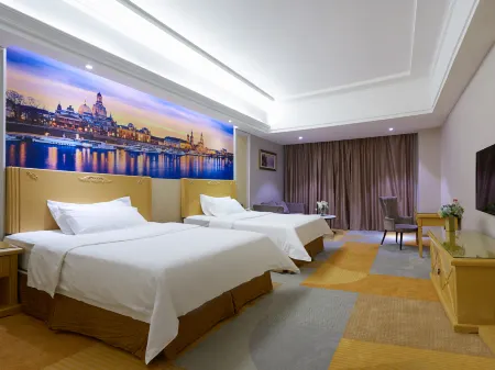 Vienna Hotel (Guangzhou Panyu Qiaonan Aoyuan Square)