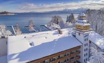 Yachthotel Chiemsee Gmbh