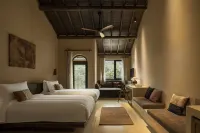 Xipo Longnan Weiwu Hotels in Longnan