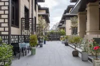 Floral Hotel· Linghai Garden Villa Hotel (Maritime Park Branch) Hotels near Weihai Shenyou Ocean World