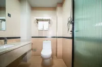 Encounter Forest Hotel