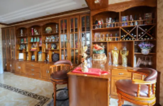 Changbai Hongxiang Entertainment Club