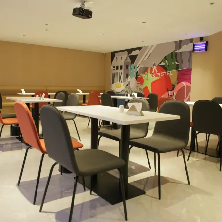Shankee Chain Hotel (Liulin Xin Renmin Yiyuan)