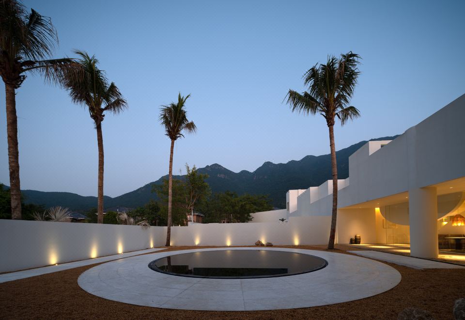 2. 랜닉스 호텔..