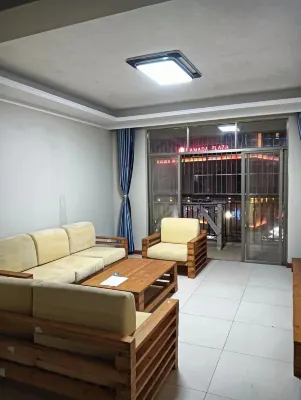 Digital Nomad House（Dongxing Port Store） Hotels near Yuenan Street
