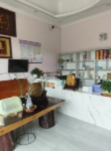 Longling Yaodi Hotel