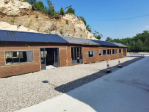 西柏坡趕考行ホテル(西柏坡観光地) 平山のホテル