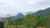 Huafeng Cycling Alliance Homestay