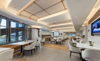 Atour Hotel Hottot He Lin Ge Er