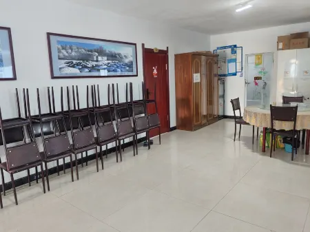 Xunke Sheyouzhijia Отели рядом с достопримечательностью «Xunke Dapingtai Wusong Sceneic Area»