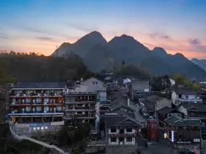 Mengluo Xinghe Hotel