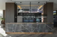 โรงแรมแมนเนอร์ไมตรีหยุนจิง - ที่มีบาร์