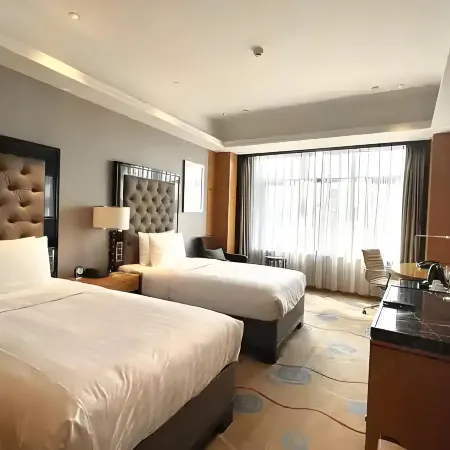 Yingjina Business Hotel