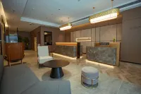 Homeinn Plus(Huangshan Shexian Huizhou Ancient City Branch)