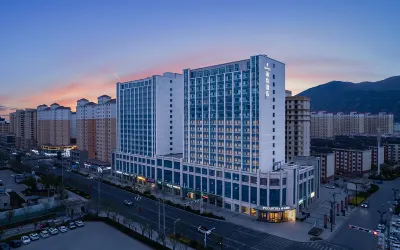 Liyi Hotel (Minhe County Government Center Branch) Hotels near Wangshi Fresh Meat Store