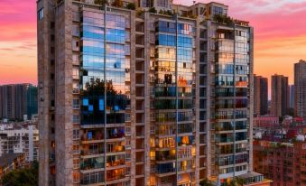 Yilong Anyun Hotel (Guiyang Longwan Wanda Xiaohe Metro Station)