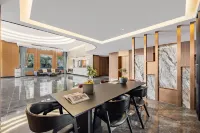 Ninghai Xuanlanju Hotel (Global Center Taoyuan Plaza)