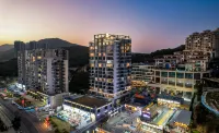 Floral Hotel · Island South Hotel
