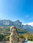 Difeng Yunju Homestay (Yunlong Ground Fissure Store, Enshi Grand Canyon) فنادق في 