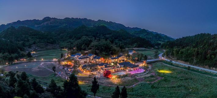 Maozai Bandao · Yueying Alley Hotels in Dianjiang County