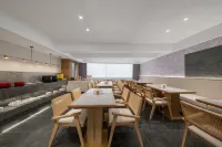 Qian Na Mei Su Hotel (Xiangcheng Wanda Plaza Oubaisa Mall Branch)