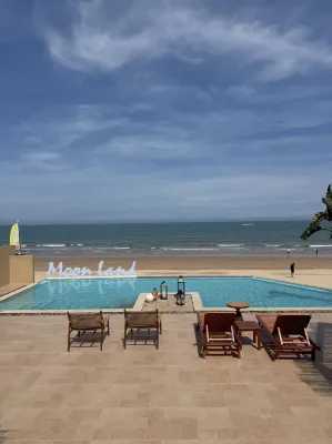 Moonland Moon Full Scenic Homestay