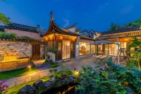 Xidi Lodge · Habitat Anhe Mountain Villa (Xidi Ancient Village) - 2-Star