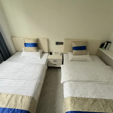 Longxin Hotel