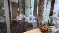 SR E-Sports Hotel (Chengdu Sanli Plaza Haichang Road Subway Station) - navetta aeroportuale