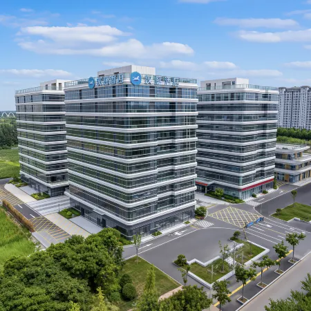 HanTing Hotel (Zhoukou East Station Huayao City)