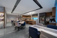 REZEN SELECT Hotel (Foshan Shunde Qinghui Garden Dongle Road Metro Station Branch) - 주차장