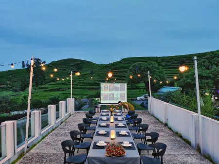 Meet B & B Отели рядом с достопримечательностью «Reservoir of Guangming Temple»