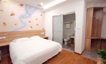 Shanghai Pinxinju Serviced Apartment