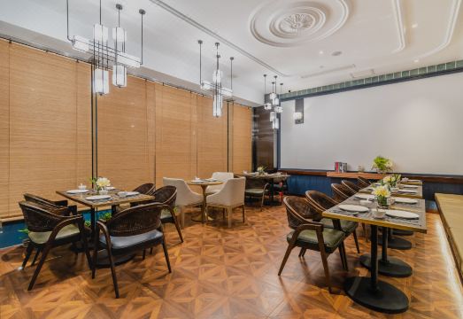 만신 호텔 옥상 전경