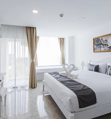 ห้องซูพีเรียร์ เตียงใหญ่ 1 เตียง