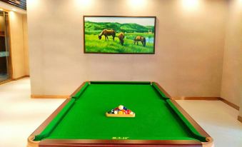 Mulan Caoyuan Holiday Hotel - Housity