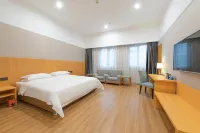 Carrianna Hotel