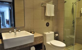 Homeinn Plus Hotel (Dali Ancient City South Gate)